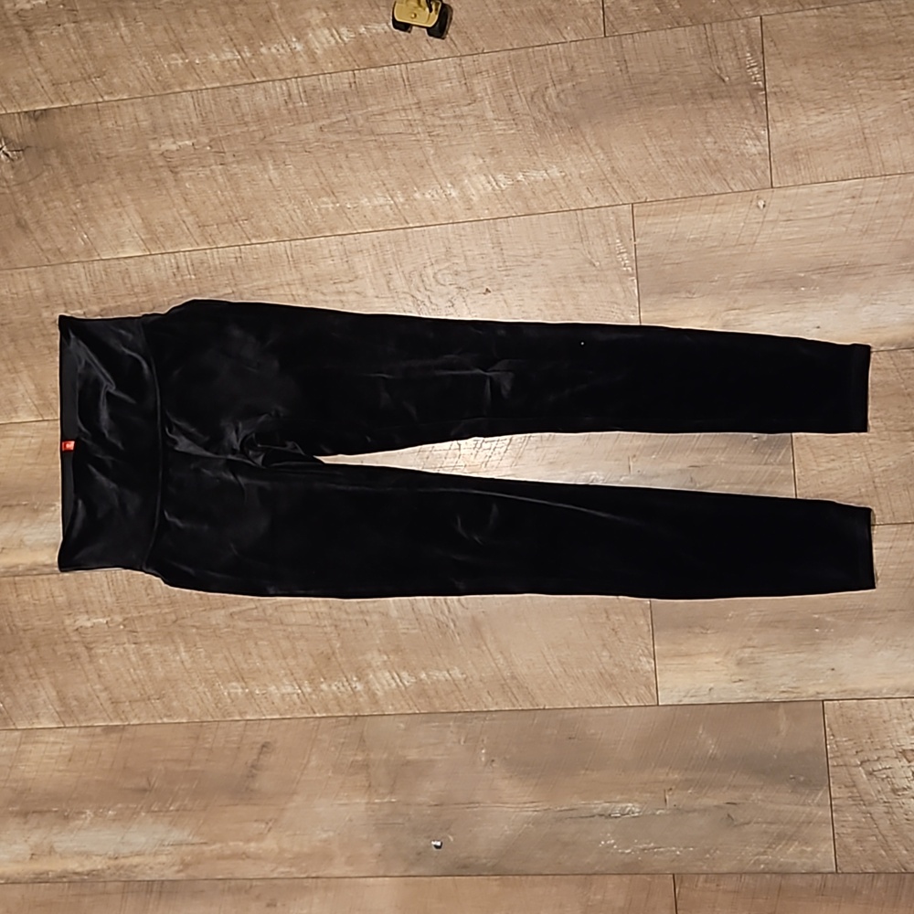 SPANX black medium m velour velvet leggings